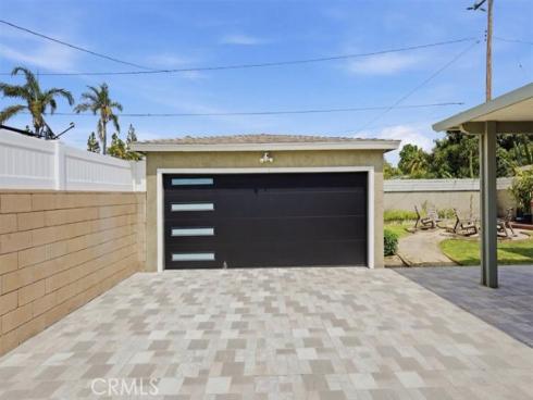 2215 N Spurgeon Street, Santa Ana, CA