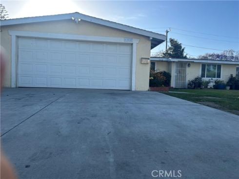 1265  Halladay  , Santa Ana, CA