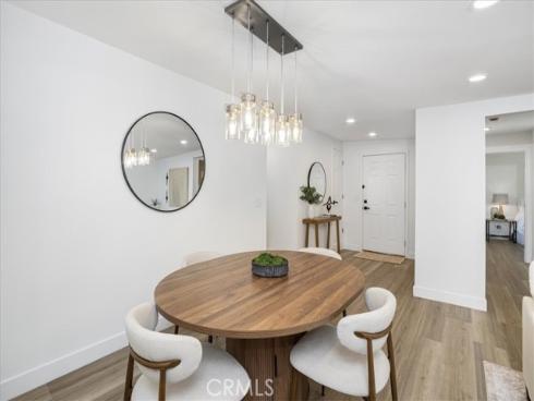 2422 W Pomona Street, Santa Ana, CA