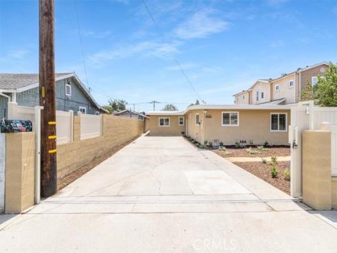 2422 W Pomona Street, Santa Ana, CA