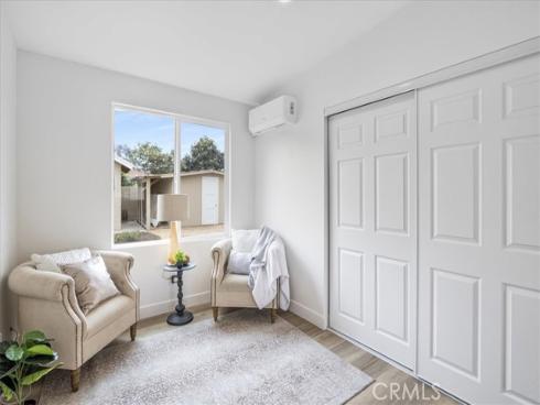 2422 W Pomona Street, Santa Ana, CA