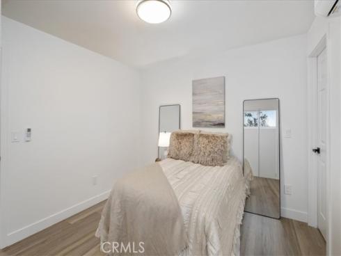 2422 W Pomona Street, Santa Ana, CA