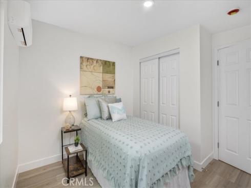 2422 W Pomona Street, Santa Ana, CA