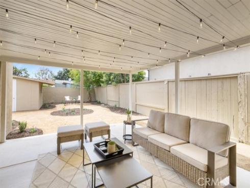 2422 W Pomona Street, Santa Ana, CA