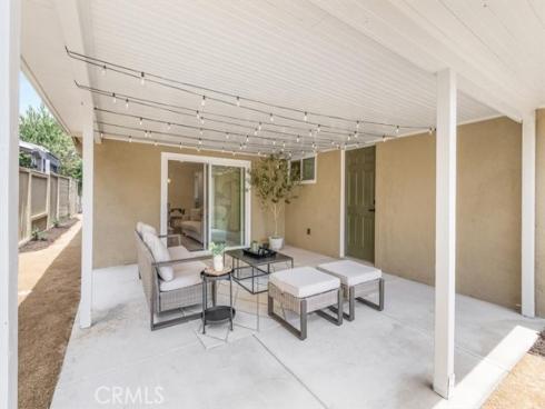 2422 W Pomona Street, Santa Ana, CA