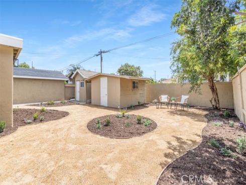 2422 W Pomona Street, Santa Ana, CA