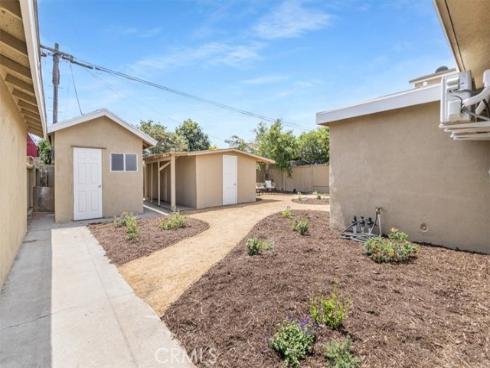 2422 W Pomona Street, Santa Ana, CA