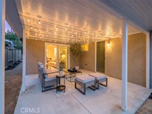 2422 W Pomona Street, Santa Ana, CA