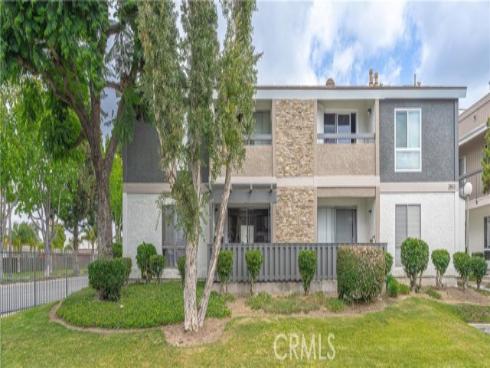 2803 S. Fairview C