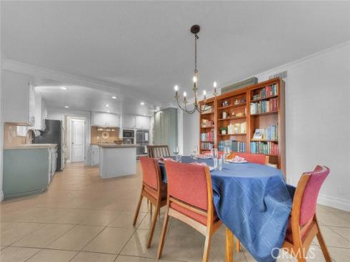 1517 E 19th , Santa Ana, CA