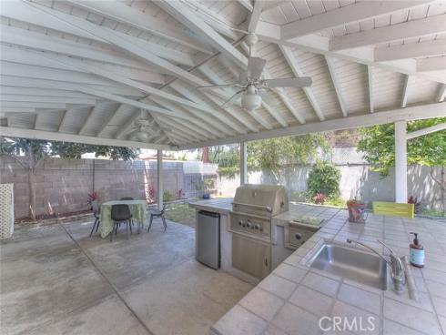 1517 E 19th , Santa Ana, CA