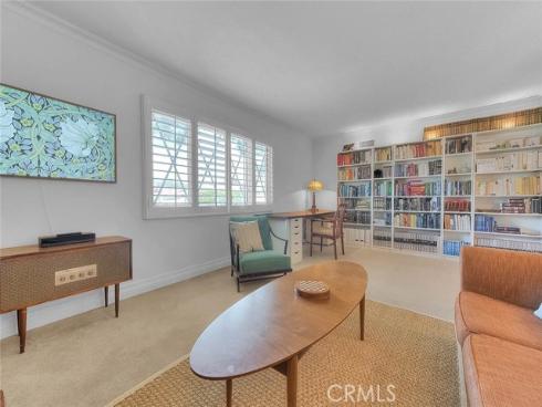 1517 E 19th , Santa Ana, CA