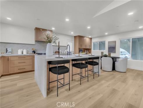 2525 N Pacific , Santa Ana, CA