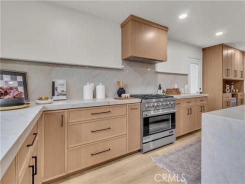 2525 N Pacific , Santa Ana, CA