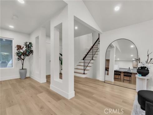 2525 N Pacific , Santa Ana, CA