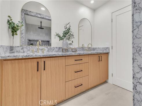2525 N Pacific , Santa Ana, CA