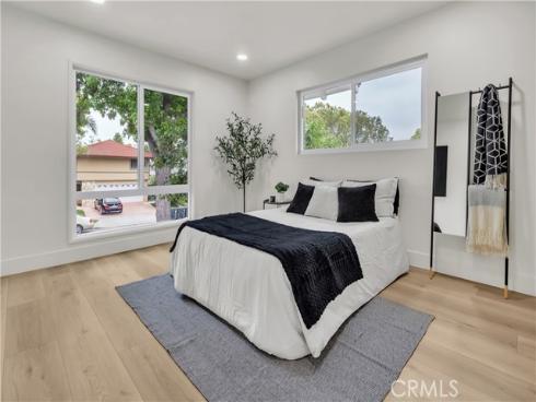 2525 N Pacific , Santa Ana, CA