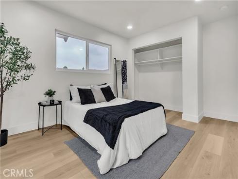 2525 N Pacific , Santa Ana, CA