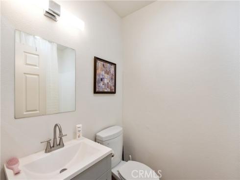 450 E 4th 416 , Santa Ana, CA