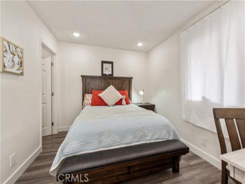 450 E 4th 416 , Santa Ana, CA