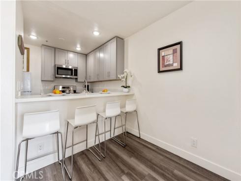 450 E 4th 416 , Santa Ana, CA