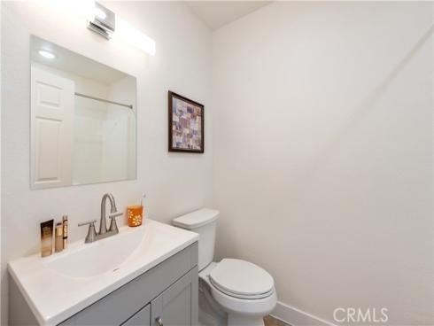 450 E 4th 416 , Santa Ana, CA