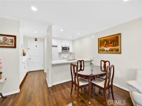2521 W Sunflower D3 , Santa Ana, CA