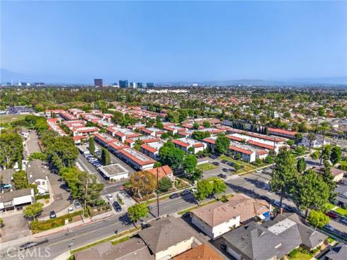 2521 W Sunflower D3 , Santa Ana, CA