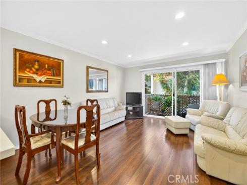 2521 W Sunflower D3 , Santa Ana, CA
