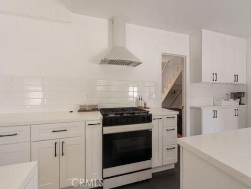 2009 Greenleaf Street, Santa Ana, CA