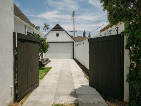 2009 Greenleaf Street, Santa Ana, CA