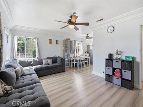 1055 W Pine , Santa Ana, CA