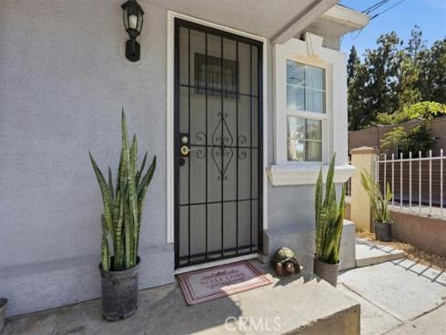 1055 W Pine , Santa Ana, CA