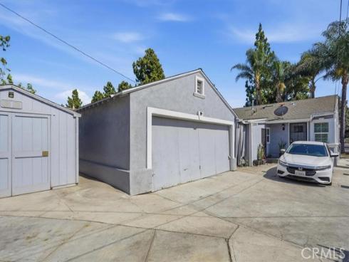 1055 W Pine  , Santa Ana, CA