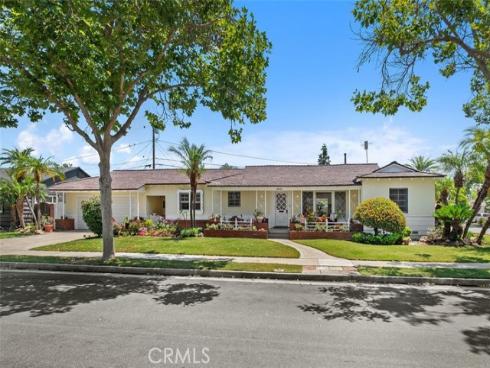 1901 N Greenbrier Street, Santa Ana, CA