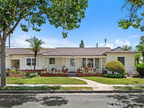 1901 N Greenbrier Street, Santa Ana, CA