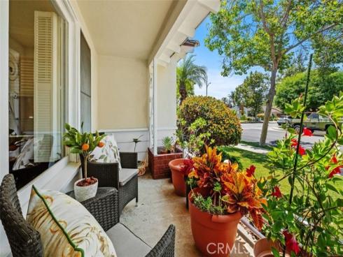 1901 N Greenbrier Street, Santa Ana, CA