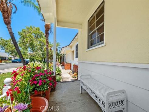 1901 N Greenbrier Street, Santa Ana, CA