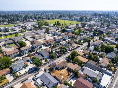 4521 W Watkins , Santa Ana, CA
