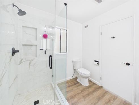 2027 E Fruit , Santa Ana, CA