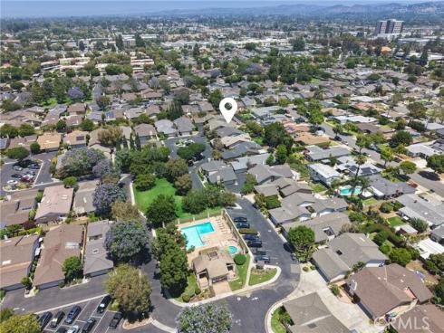 2027 E Fruit , Santa Ana, CA