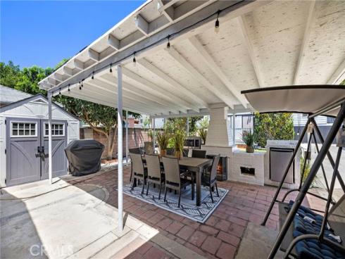 813 E Chestnut , Santa Ana, CA