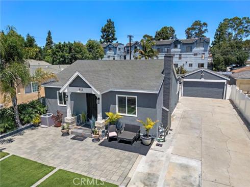 813 E Chestnut , Santa Ana, CA