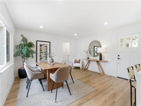1433 W Saint Andrew , Santa Ana, CA