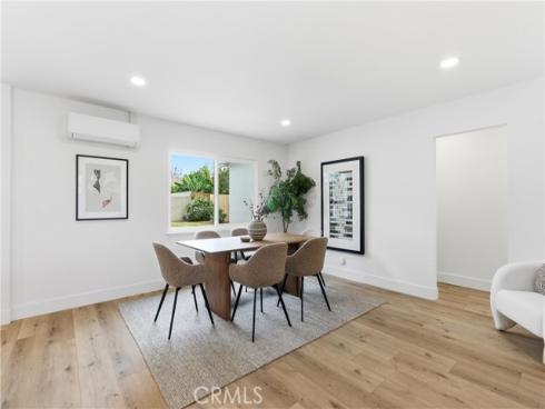 1433 W Saint Andrew , Santa Ana, CA