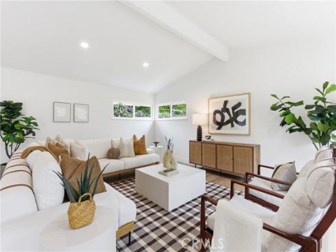 1433 W Saint Andrew , Santa Ana, CA