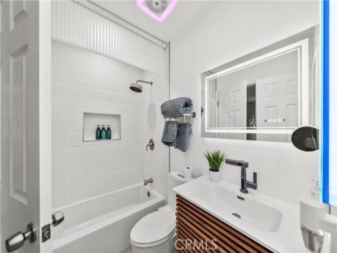 2921 S Sycamore St E , Santa Ana, CA