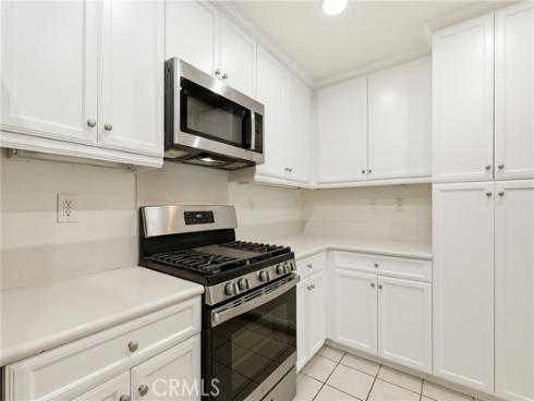 2925 W Edinger Avenue, Santa Ana, CA