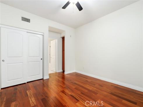 2925 W Edinger Avenue, Santa Ana, CA
