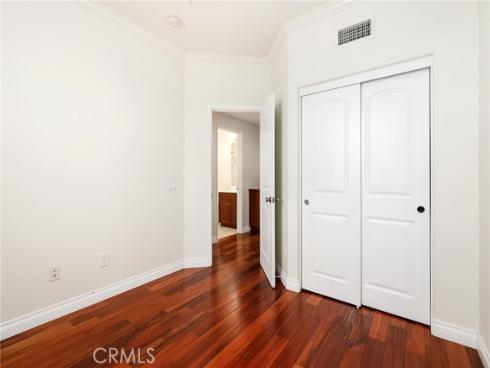 2925 W Edinger Avenue, Santa Ana, CA